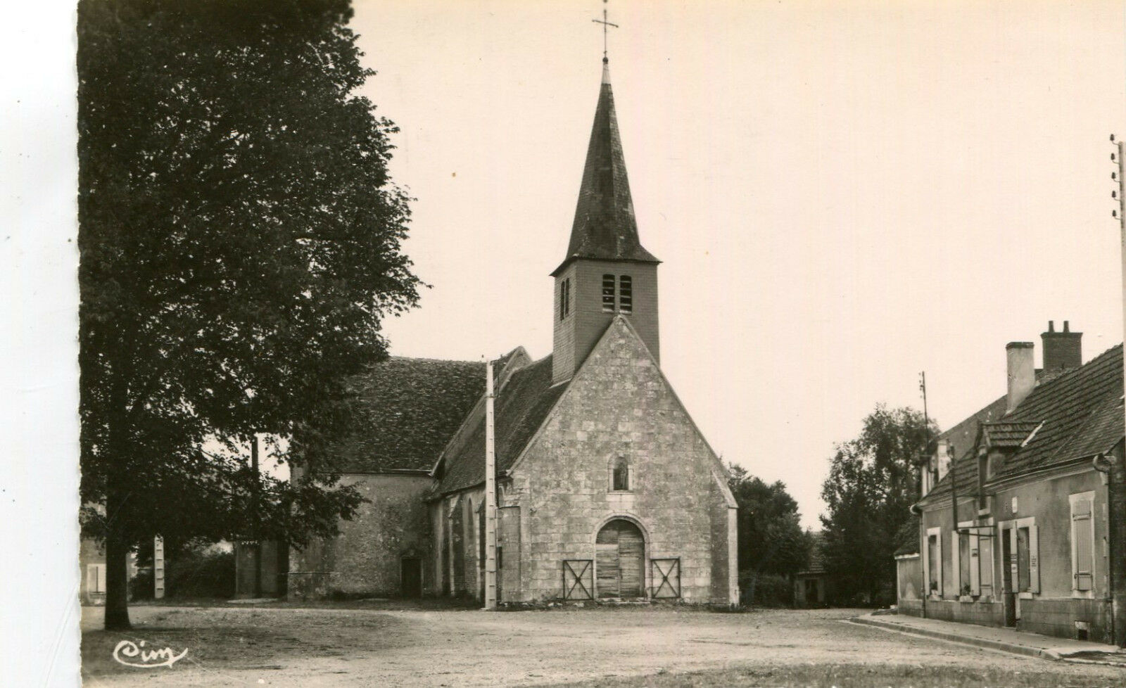 église de Touchay